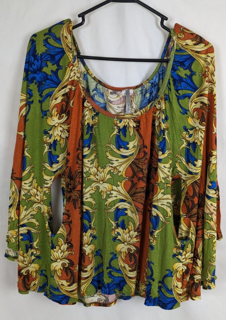 Unique Vintage Floral Winged Style Women's Shirt Size Small